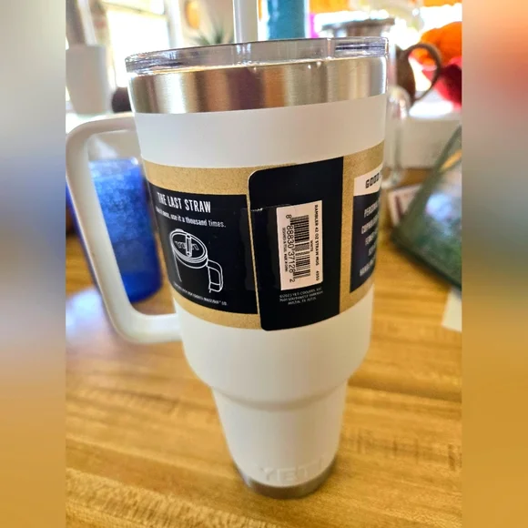 YETI White Rambler 42 oz Mug with Straw Lid - Picture 2 of 4